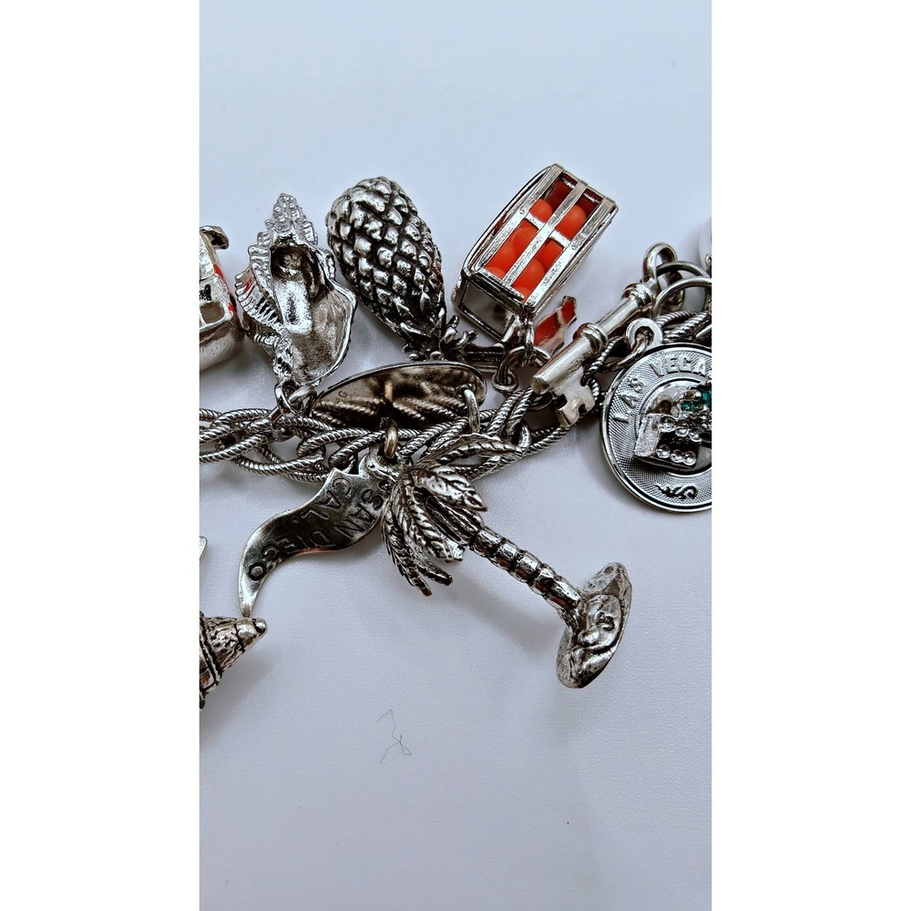 Vintage World Travelers Charm Bracelet Silver  55g London Vegas Munich & more - Picture 9 of 16